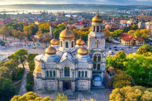 Đi Xuất Khẩu Lao Động Bulgaria Ở Đâu Uy Tín? Top 1 Địa Chỉ Tin Cậy Cho Lao Động Việt